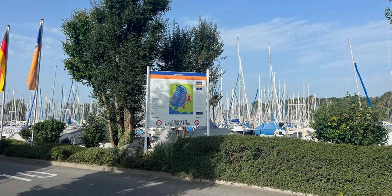 Ultramarin Yachthafen in Kressbronn (Gohren)