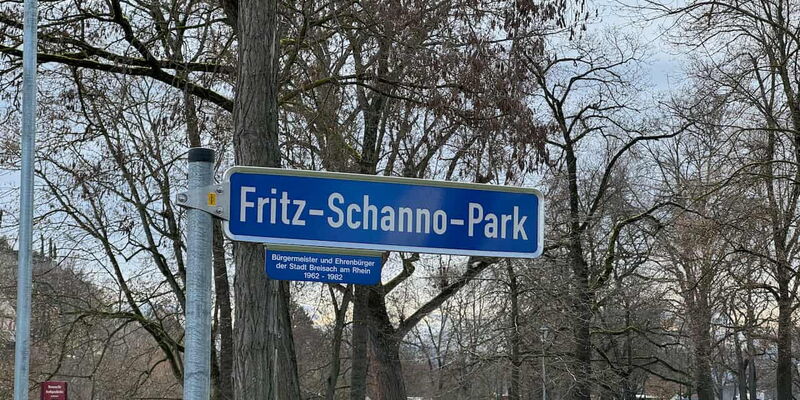 Beschilderung Fritz-Schanno-Park in Breisach