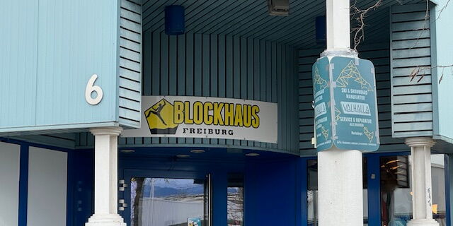Eingang zur Boulderhalle Blockhaus in Freiburg