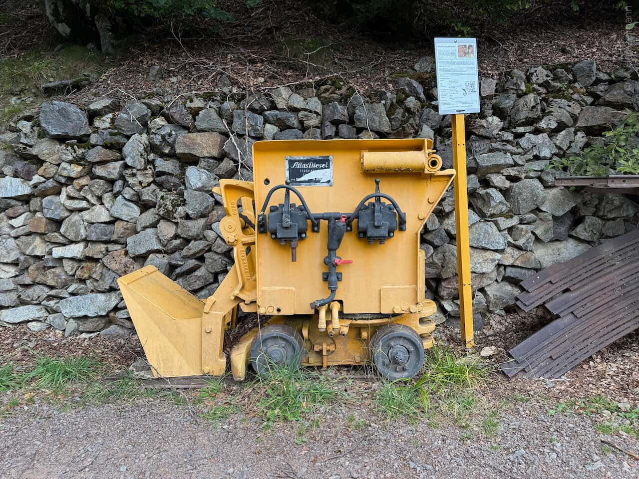 Wurfschaufellader beim Museums-Bergwerk Schauinsland