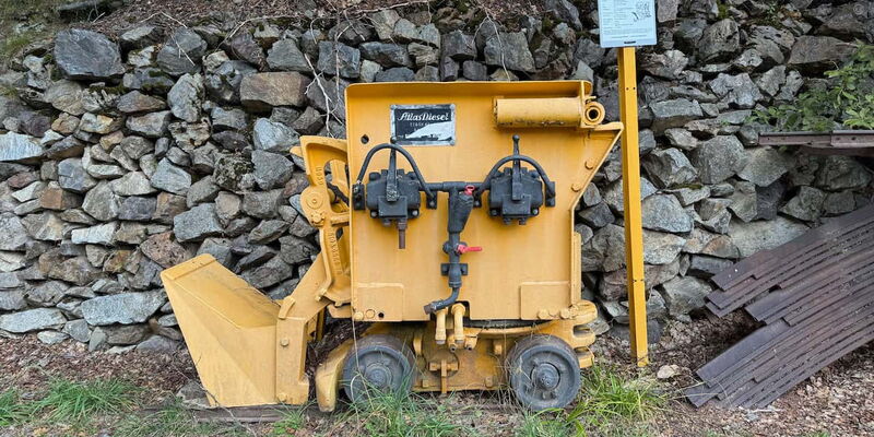 Wurfschaufellader beim Museums-Bergwerk Schauinsland