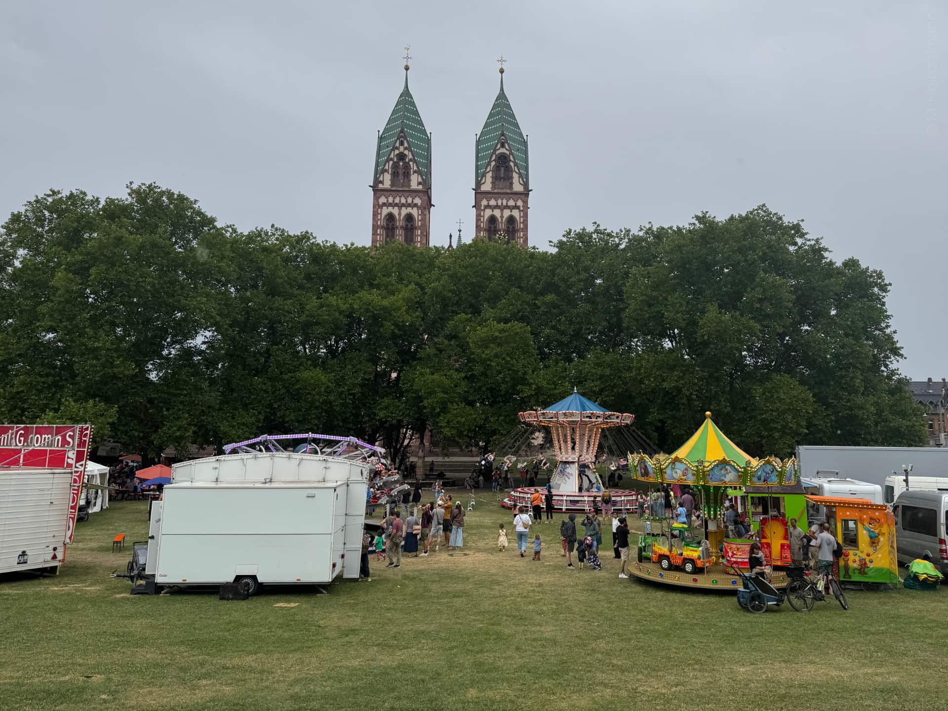 Nostalgische Messe auf dem Stühlinger Kirchplatz
