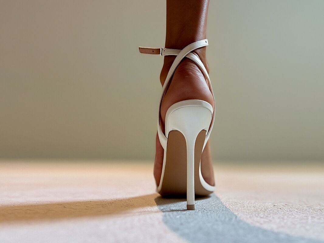 Weiße High Heels Sandaletten