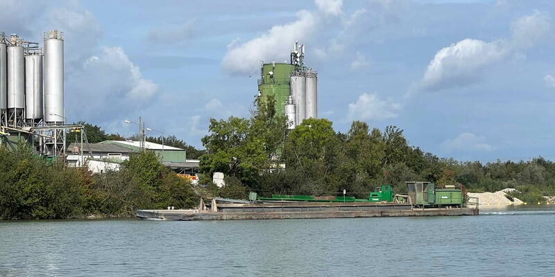 Boot auf dem Baggersee in Schutterwald