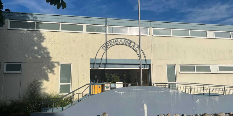 Eingang zum Dreisambad - Freibad in Kirchzarten