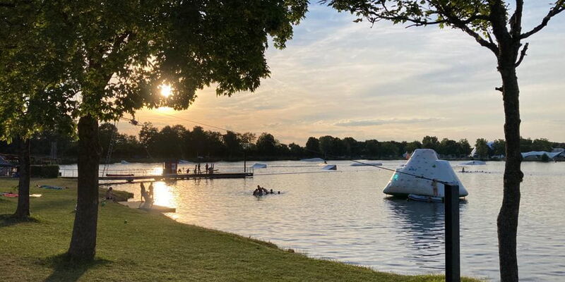 Tunisee Wakeboard Sonnenuntergang
